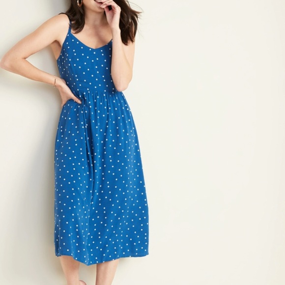Old Navy Dresses & Skirts - Old Navy Fit & Flare Midi Dress